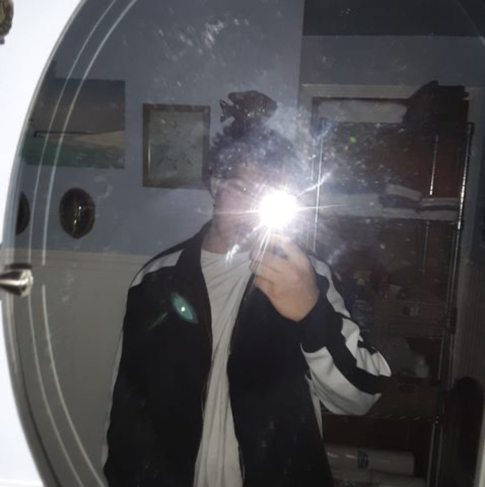 Meet your Posher, Alex